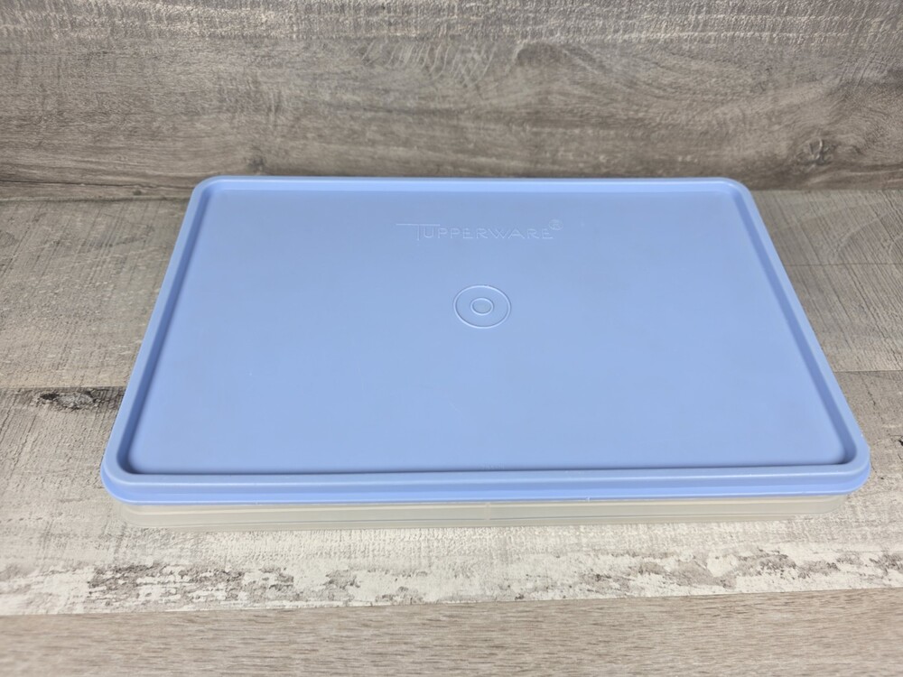 Tupperware 795-19 Rectangle Keeper Blue Container & Lid 7" x 11.5" Vintage b287